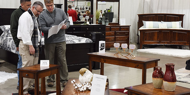 NIWA 2019 Amish Furniture Expo
