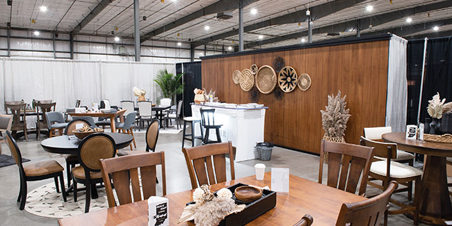 NIWA 2023 Amish Furniture Expo