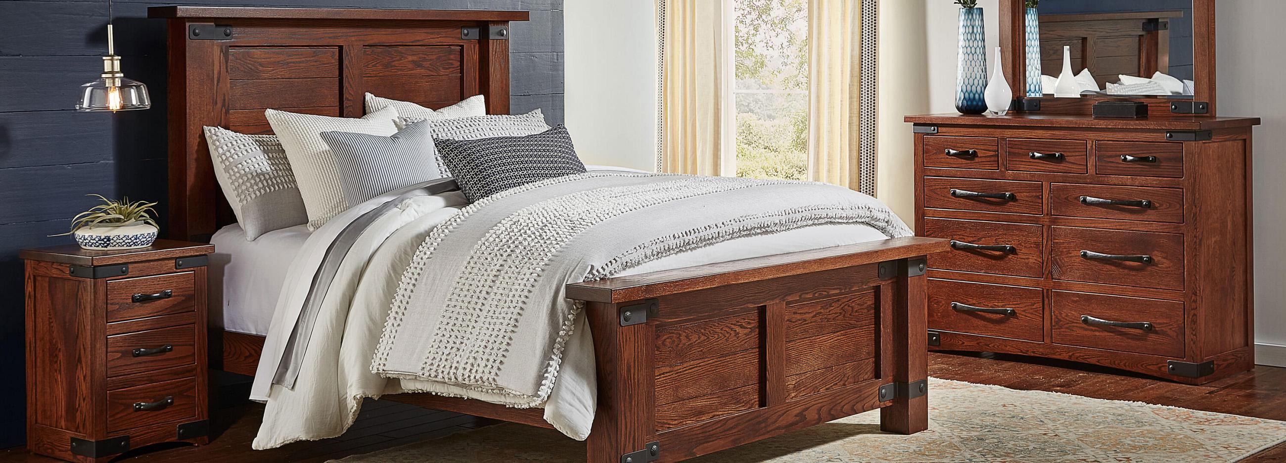 J&R Woodworking Bedroom Furniture Set
