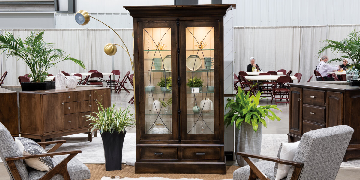 Townline Furniture Curio