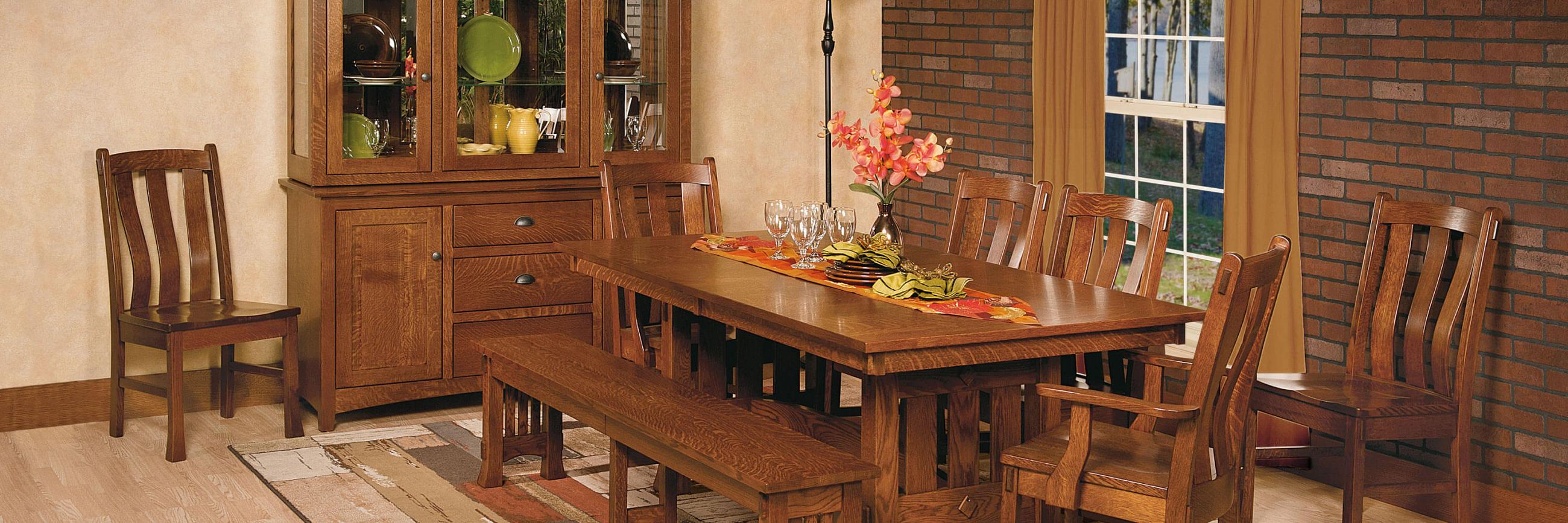Townline Furniture Dining Room Furnishings Set